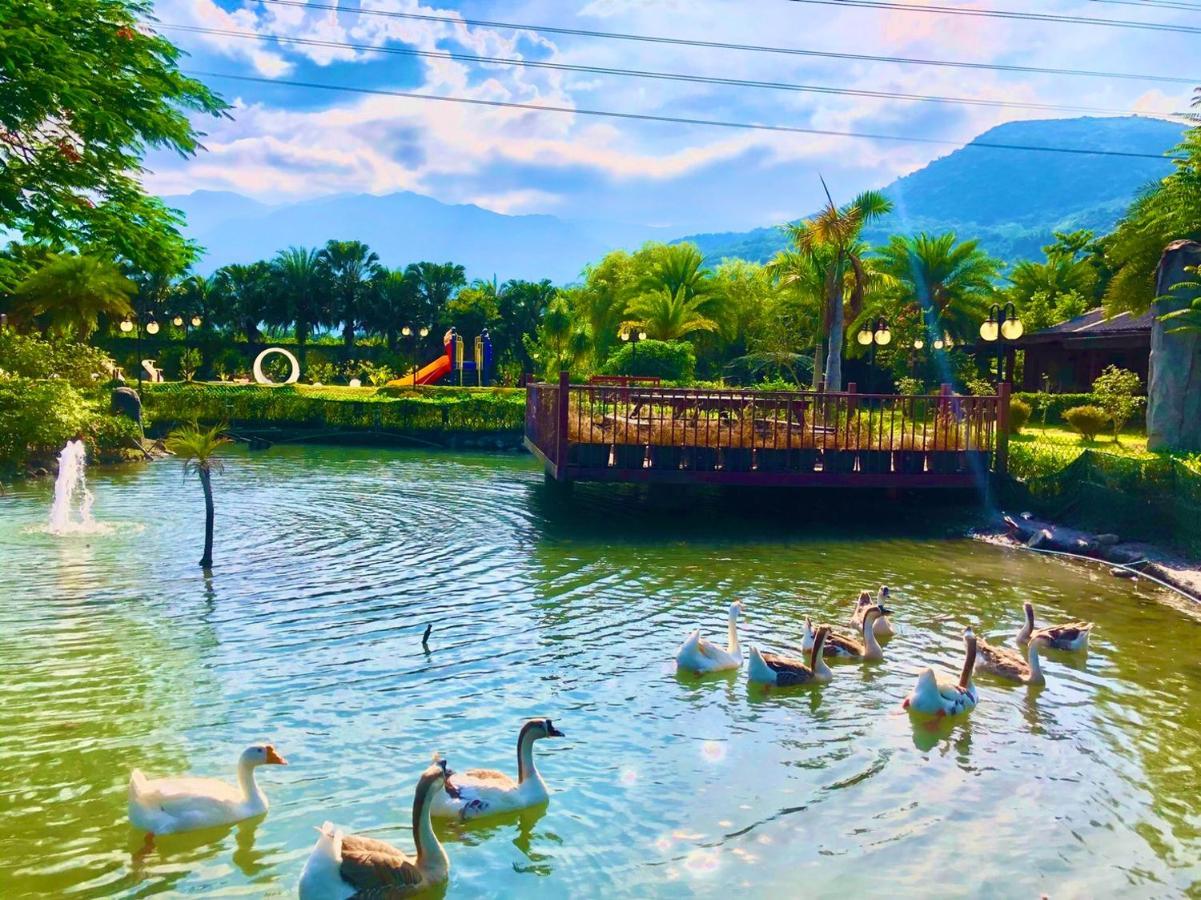 Ruisui Palm Lakes B&B Buitenkant foto
